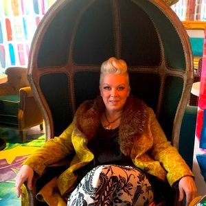 Meet your Posher, Christine